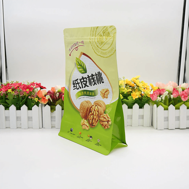 Bolsa con cremallera con material compuesto
